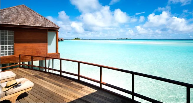 Over Water Suite photo 3